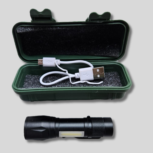 RECHARBEABLE TORCH WITH CASE