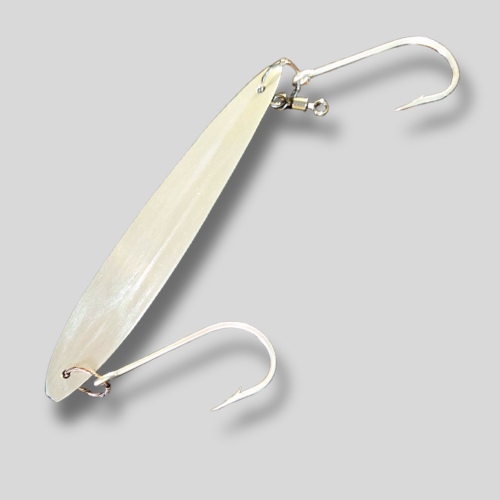 WHITE METAL COUTA SPOON